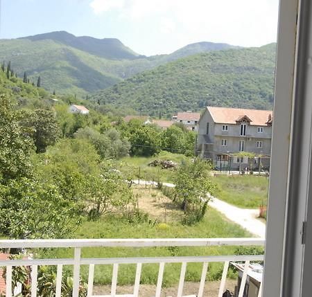 Apartments Dosljak Tivat Exteriör bild