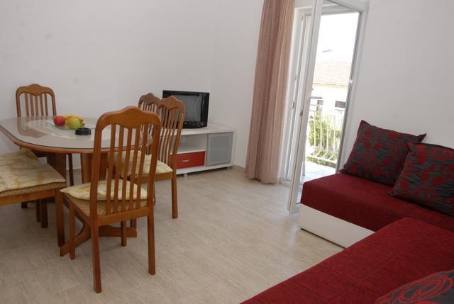 Apartments Dosljak Tivat Exteriör bild